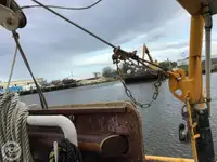 Kapal trawler kanggo didol