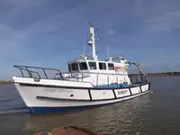 Kapal kontainer kanggo didol