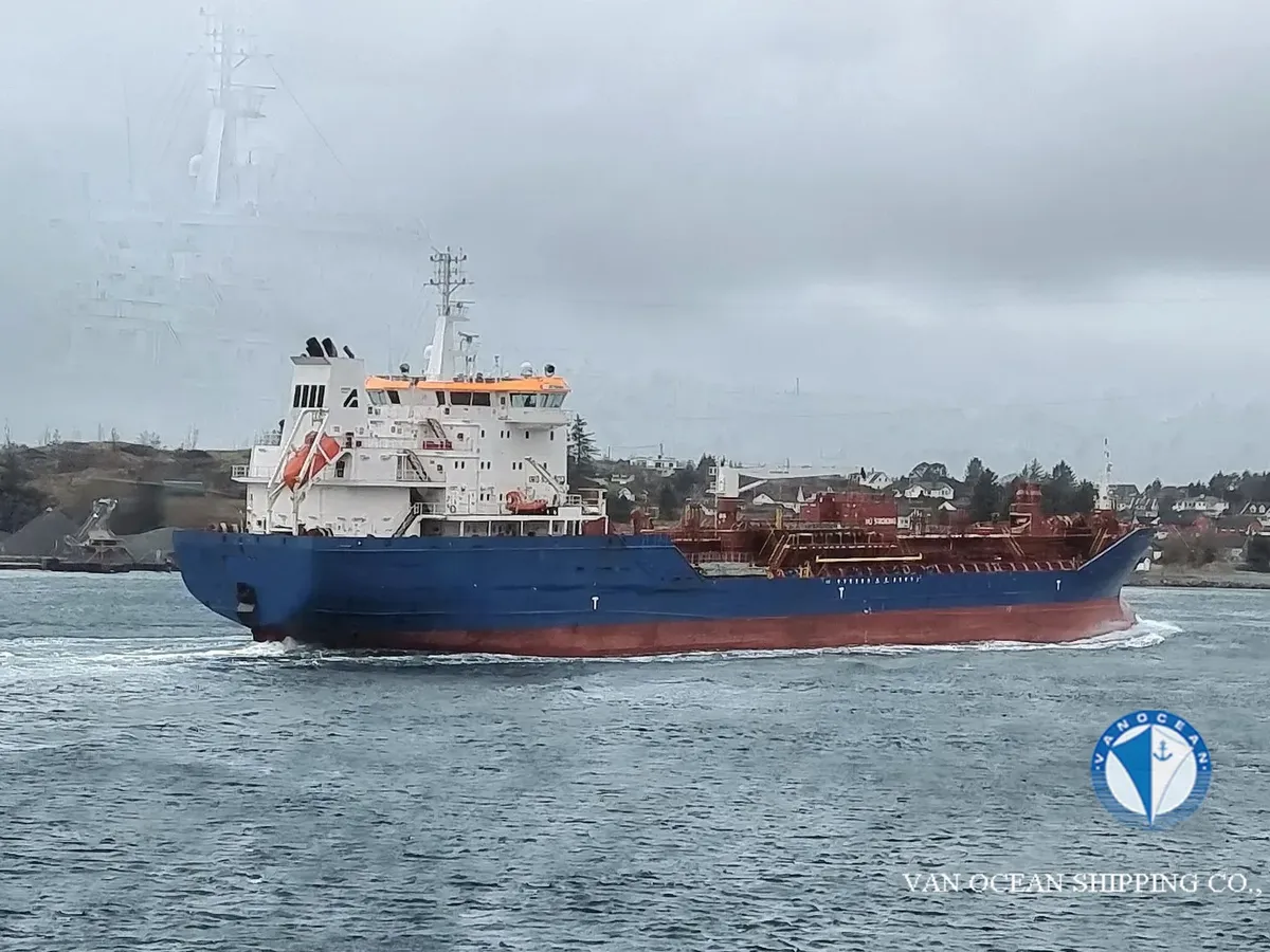 Kapal tanker minyak/bahan kimia kanggo didol