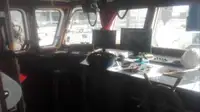 Kapal kerja kanggo didol