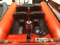 Kapal kontainer kanggo didol