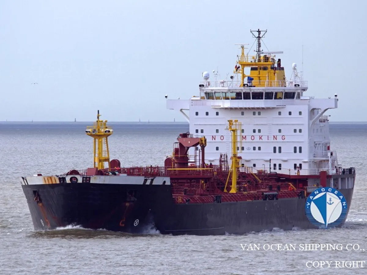 Kapal tanker minyak/bahan kimia kanggo didol