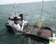 Kapal kerja kanggo didol
