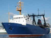 Kapal trawler kanggo didol
