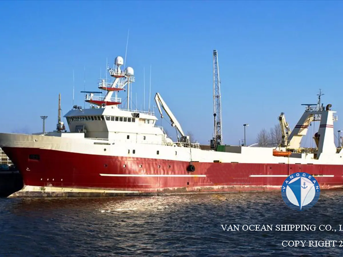 Kapal trawler kanggo didol