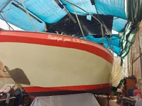 Kapal kerja kanggo didol