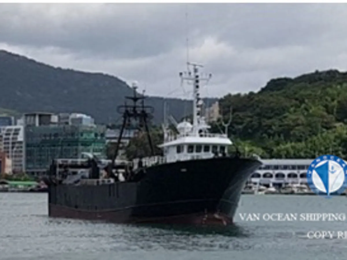 Kapal trawler kanggo didol