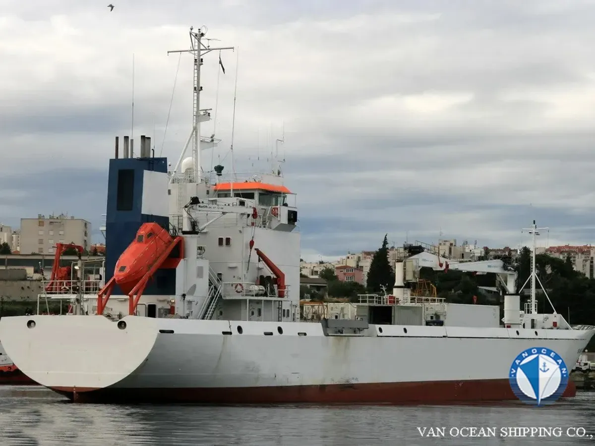 Kapal reefer kanggo didol