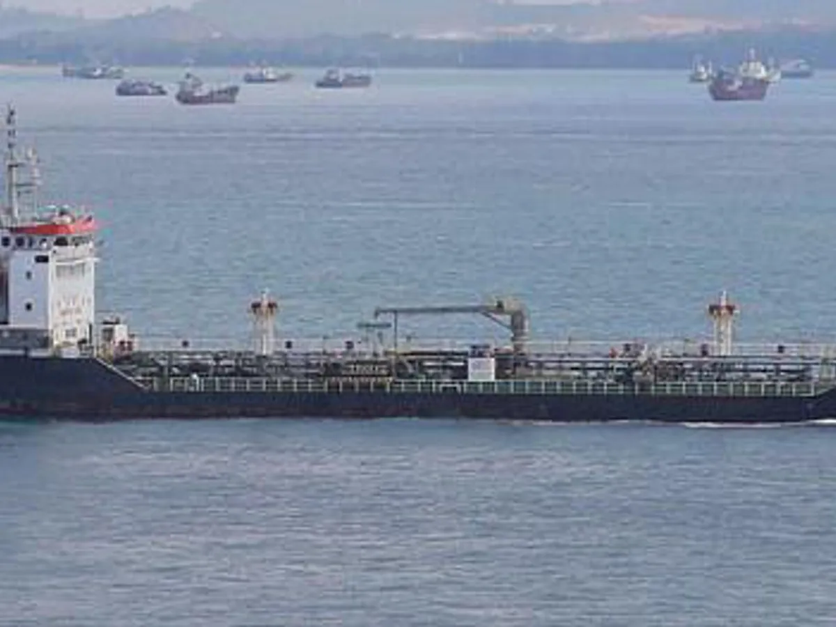 Kapal tanker minyak/bahan kimia kanggo didol
