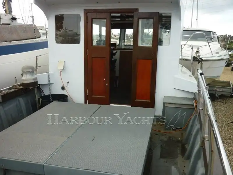 Kapal trawler kanggo didol