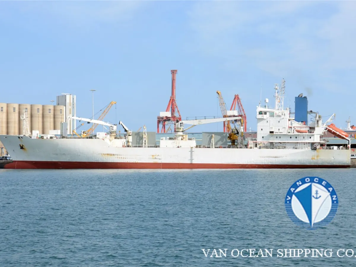 Kapal reefer kanggo didol