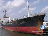 Kapal tanker minyak/bahan kimia kanggo didol