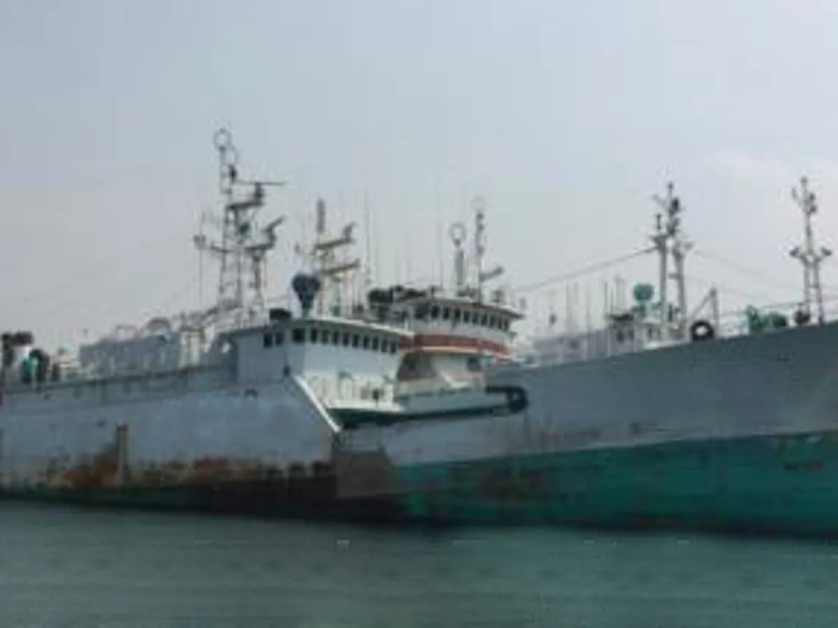 Kapal longliner kanggo didol