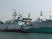 Kapal longliner kanggo didol