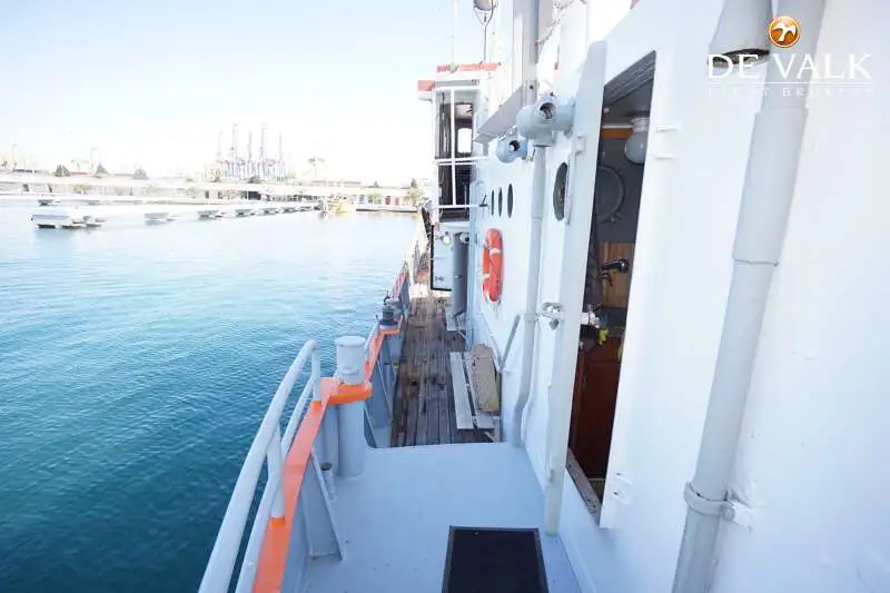Kapal riset kanggo didol