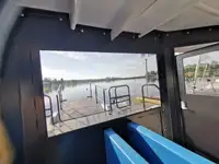 Kapal kontainer kanggo didol