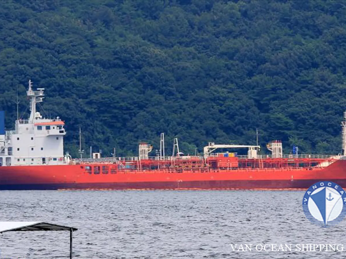 Kapal tanker minyak/bahan kimia kanggo didol