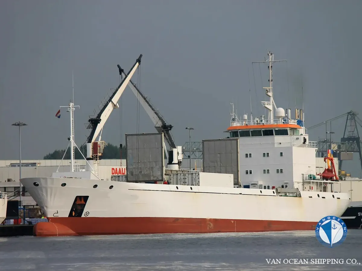 Kapal reefer kanggo didol