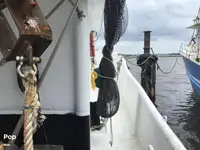 Kapal trawler kanggo didol