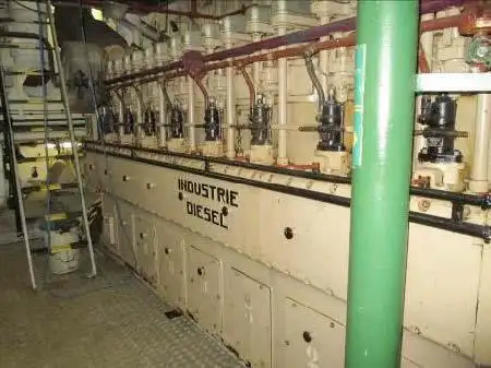 Kapal longliner kanggo didol