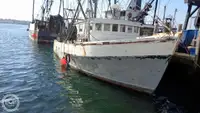 Kapal trawler kanggo didol