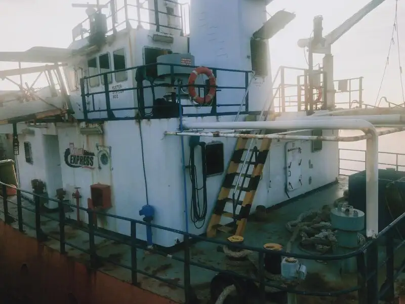 Kapal pendaratan, tangki kanggo didol
