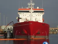 Kapal tanker minyak/bahan kimia kanggo didol