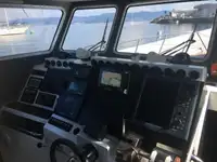 Kapal kerja kanggo didol