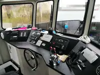 Kapal kerja kanggo didol