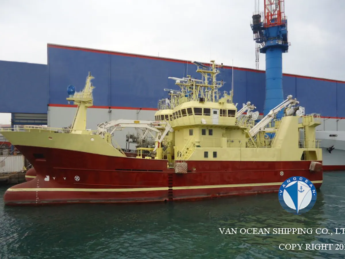 Kapal trawler kanggo didol
