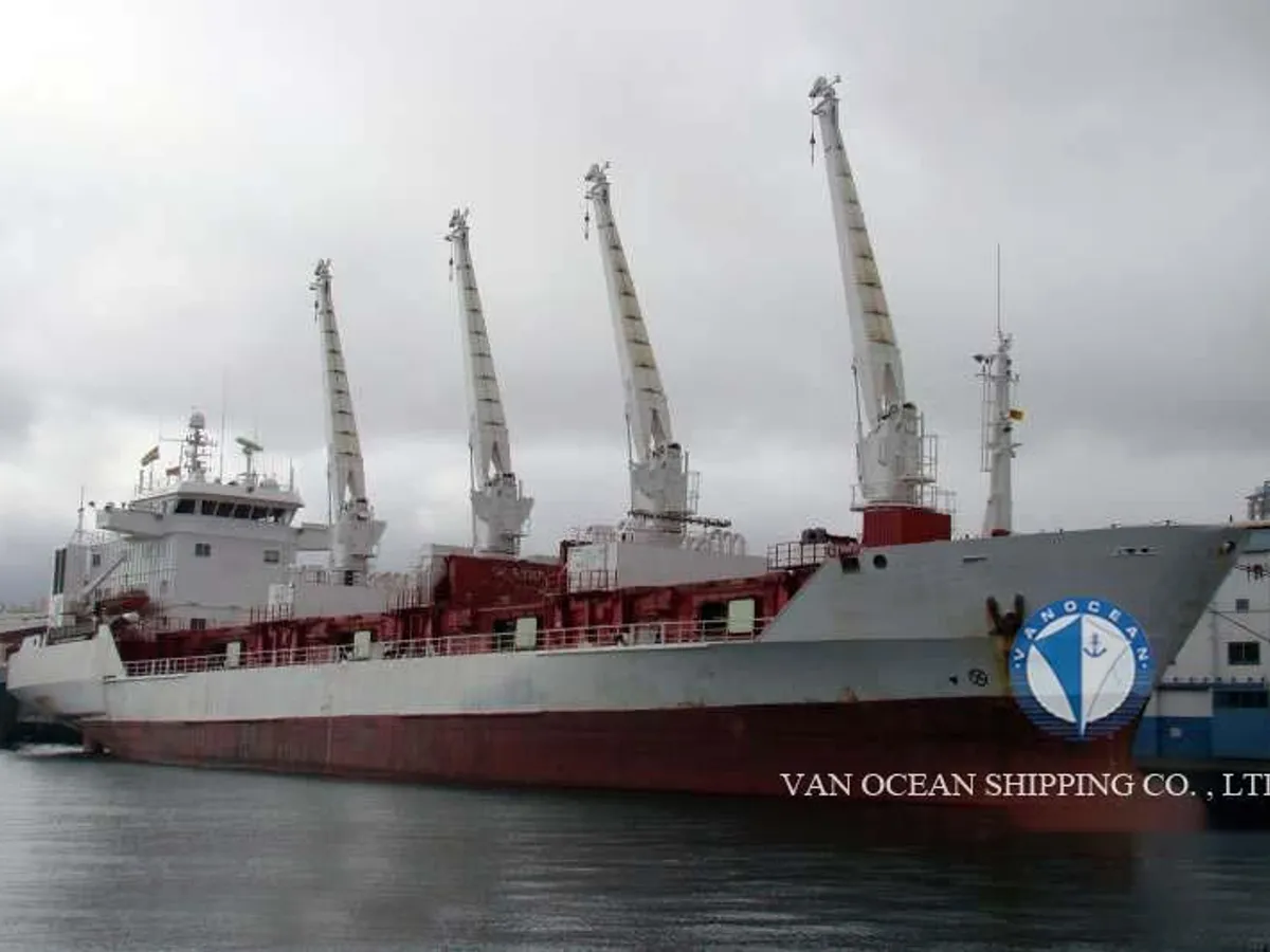 Kapal reefer kanggo didol