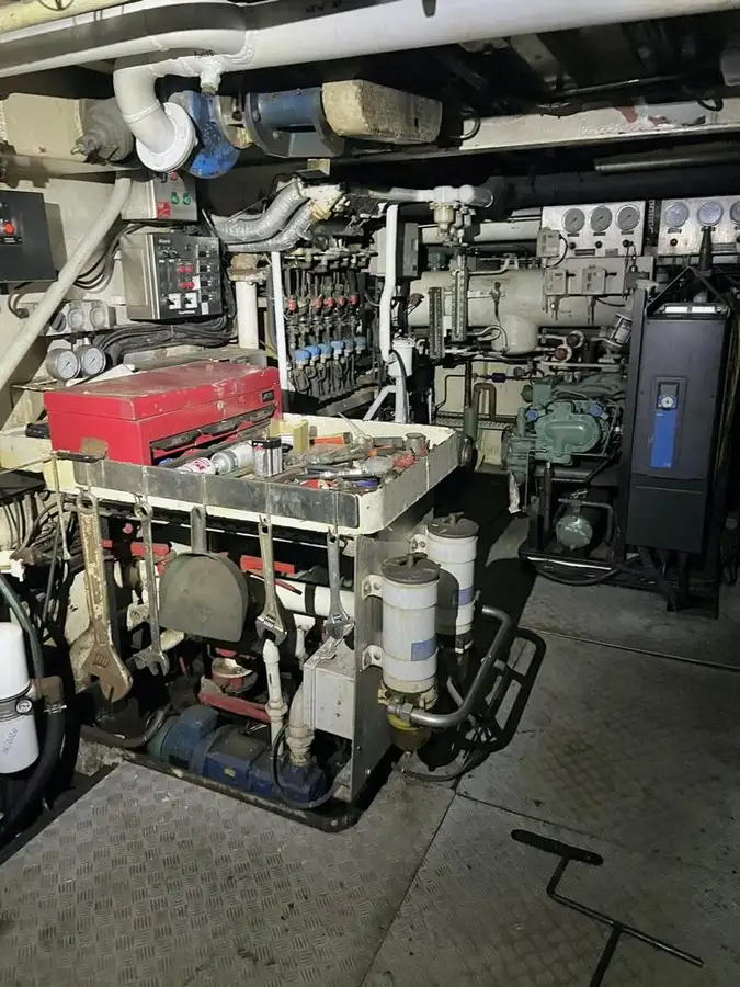 Kapal trawler kanggo didol