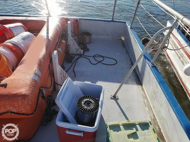 Kapal feri kanggo didol