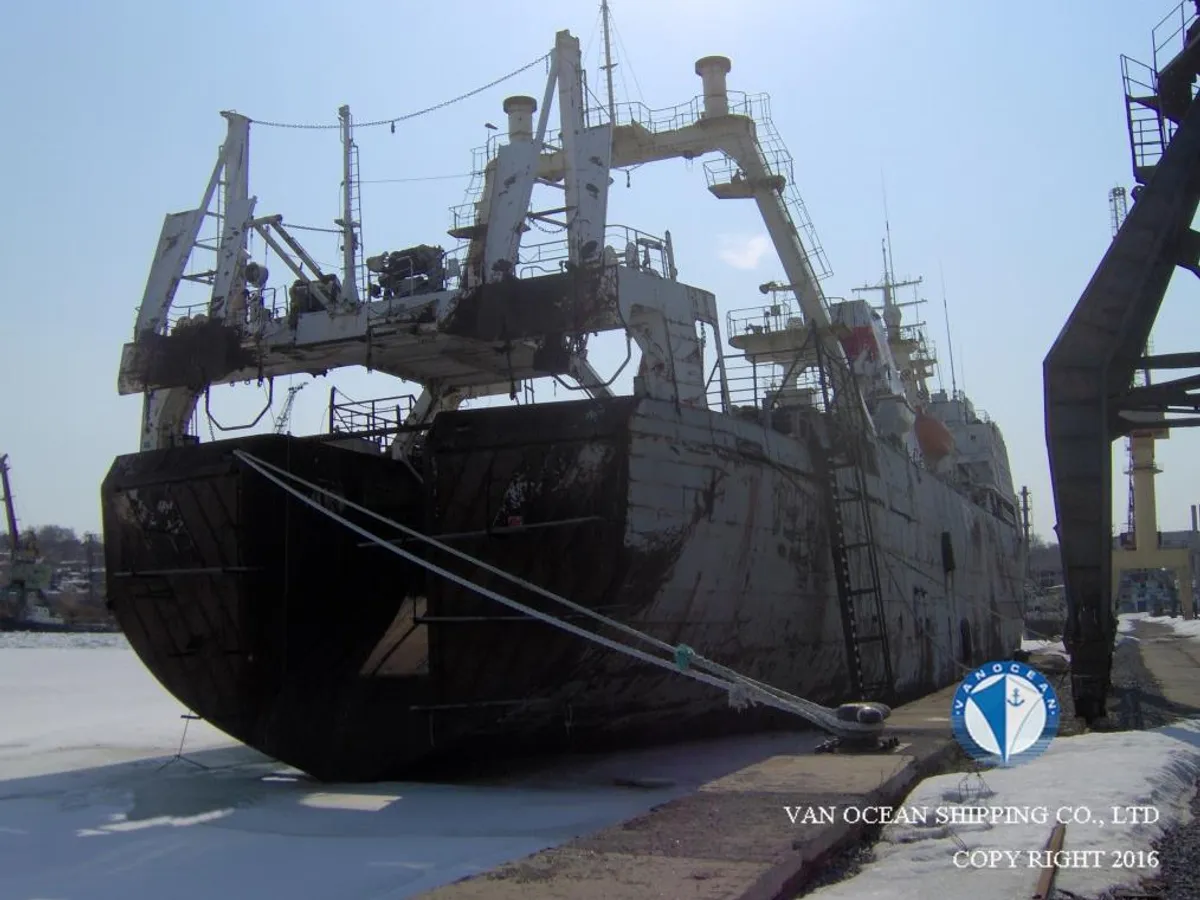 Kapal trawler kanggo didol