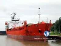 Kapal tanker minyak/bahan kimia kanggo didol