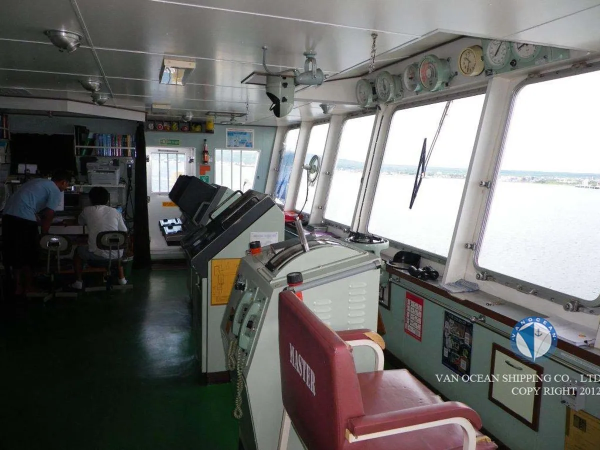 Kapal tanker minyak/bahan kimia kanggo didol
