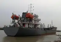 Kapal tanker minyak/bahan kimia kanggo didol