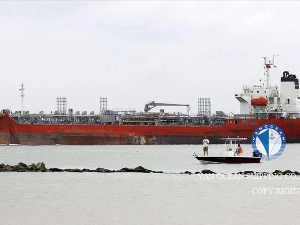 Kapal tanker minyak/bahan kimia kanggo didol