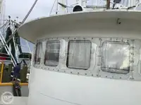 Kapal trawler kanggo didol