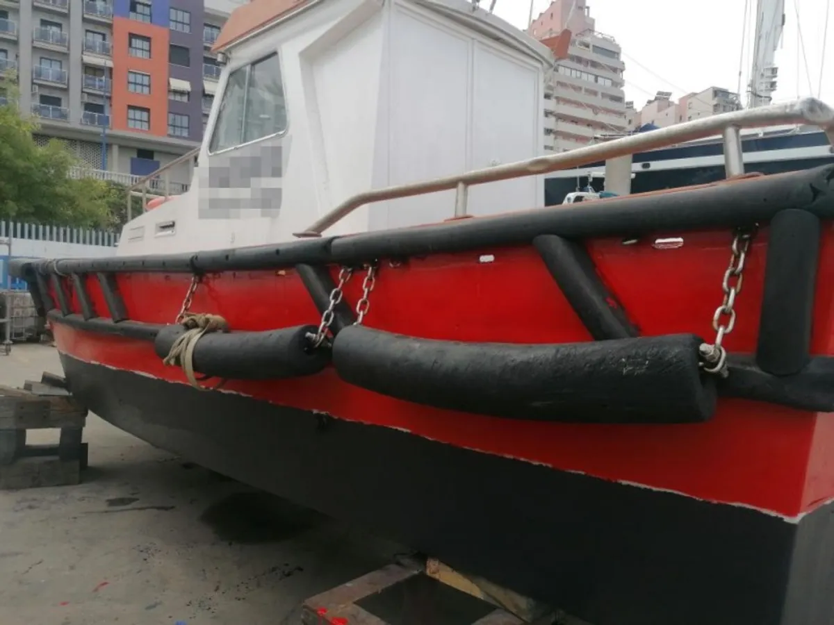 Kapal kerja kanggo didol