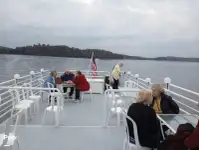 Kapal feri kanggo didol