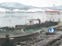 Kapal tanker minyak/bahan kimia kanggo didol