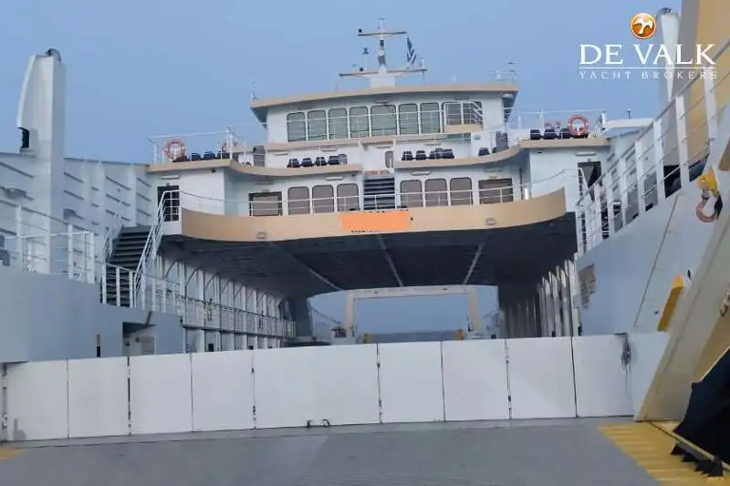 Kapal feri kanggo didol