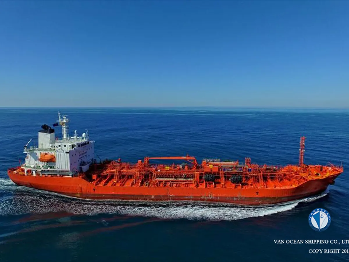 Kapal tanker minyak/bahan kimia kanggo didol