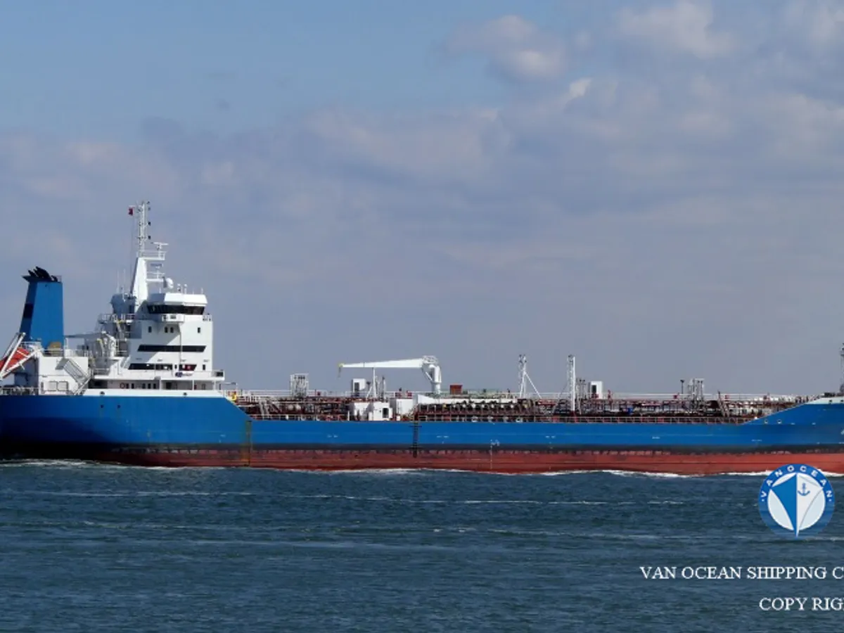Kapal tanker minyak/bahan kimia kanggo didol
