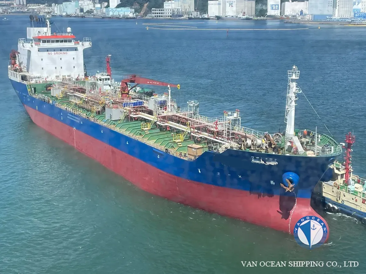 Kapal tanker minyak/bahan kimia kanggo didol