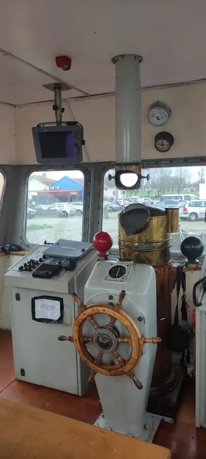 Kapal penarik kanggo didol