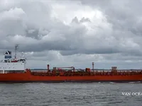 Kapal tanker minyak/bahan kimia kanggo didol