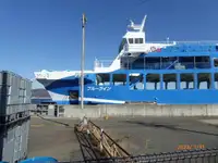 Kapal feri kanggo didol