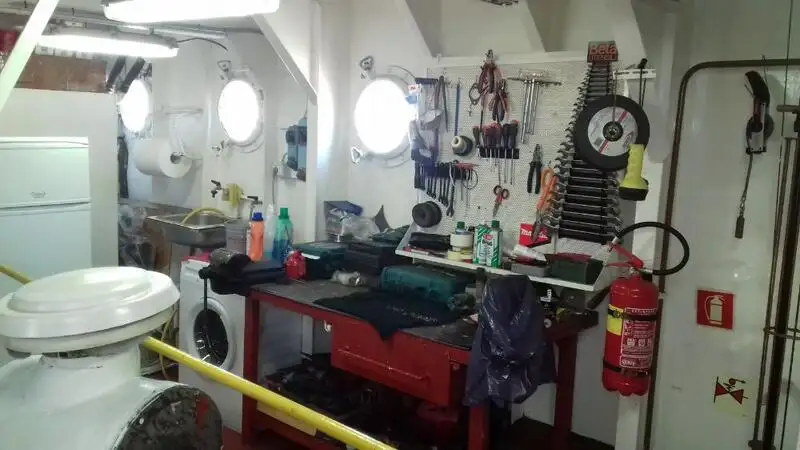 Kapal dredger kanggo didol